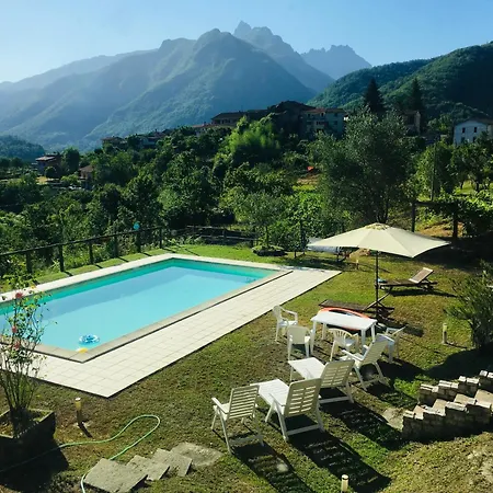Le Apuane Holidays Mezzana (Massa and Carrara)