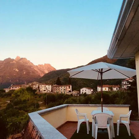 Le Apuane Holidays Country house