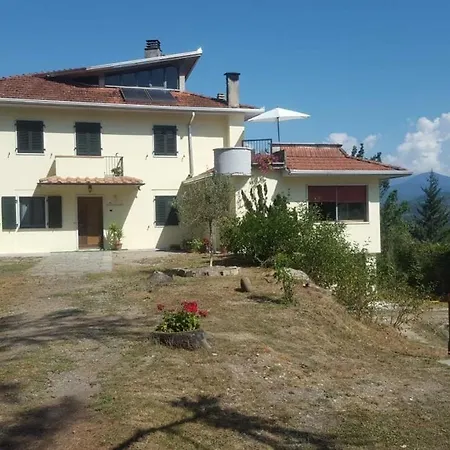 Le Apuane Holidays Country house