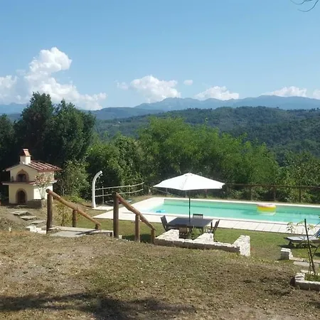 Le Apuane Holidays Mezzana (Massa and Carrara)